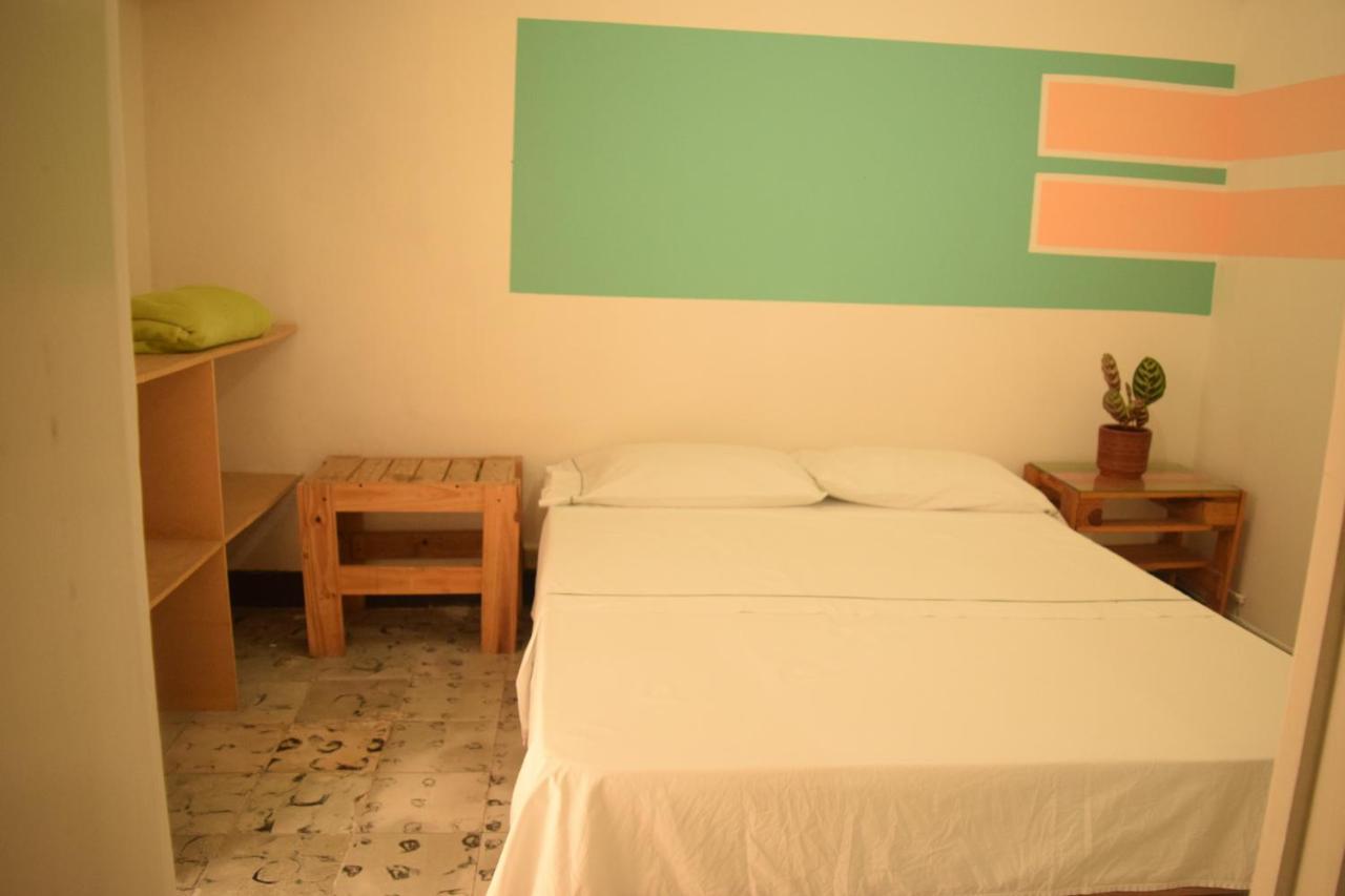 Hostal Rich Medellin Ngoại thất bức ảnh