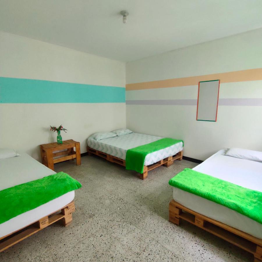 Hostal Rich Medellin Ngoại thất bức ảnh
