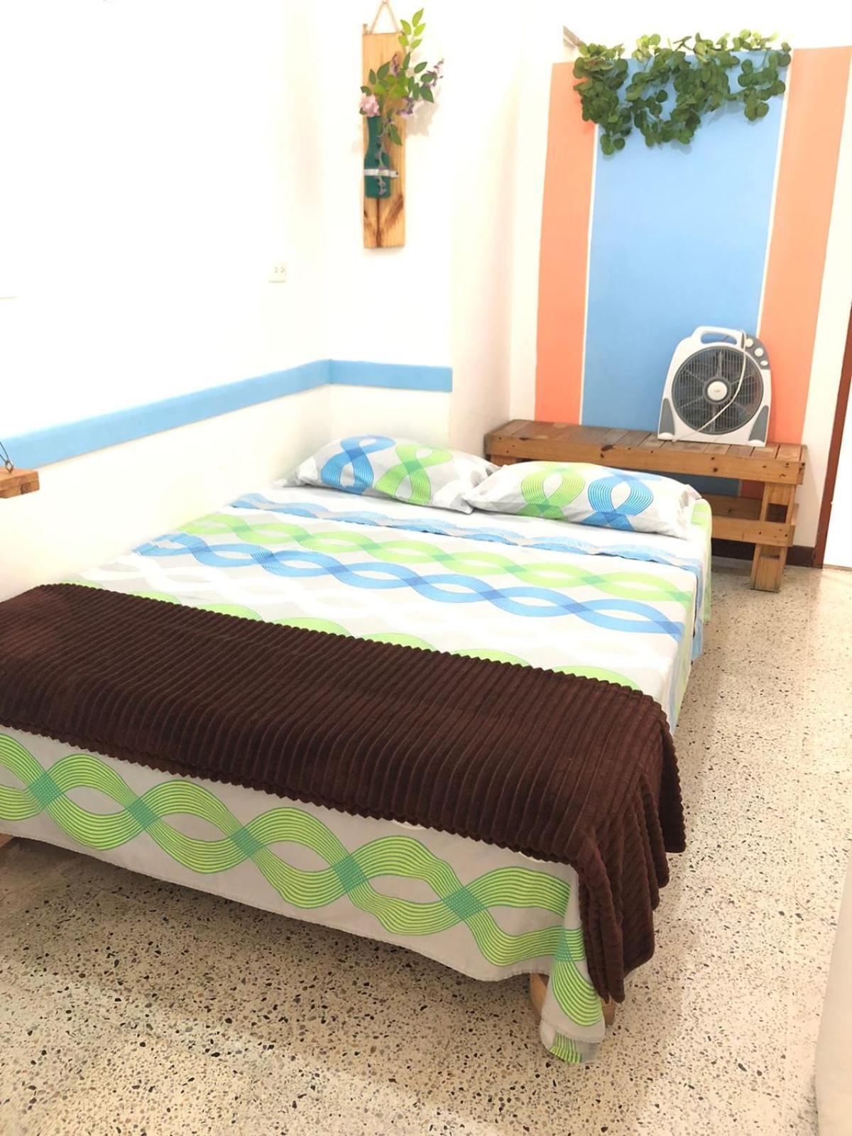 Hostal Rich Medellin Ngoại thất bức ảnh