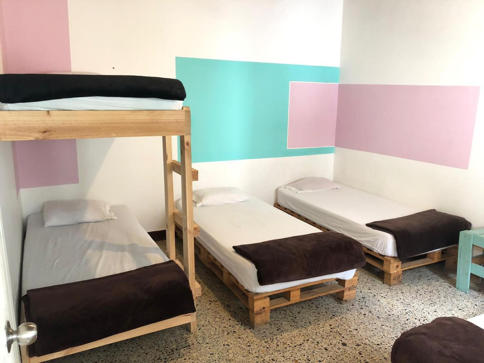 Hostal Rich Medellin Ngoại thất bức ảnh