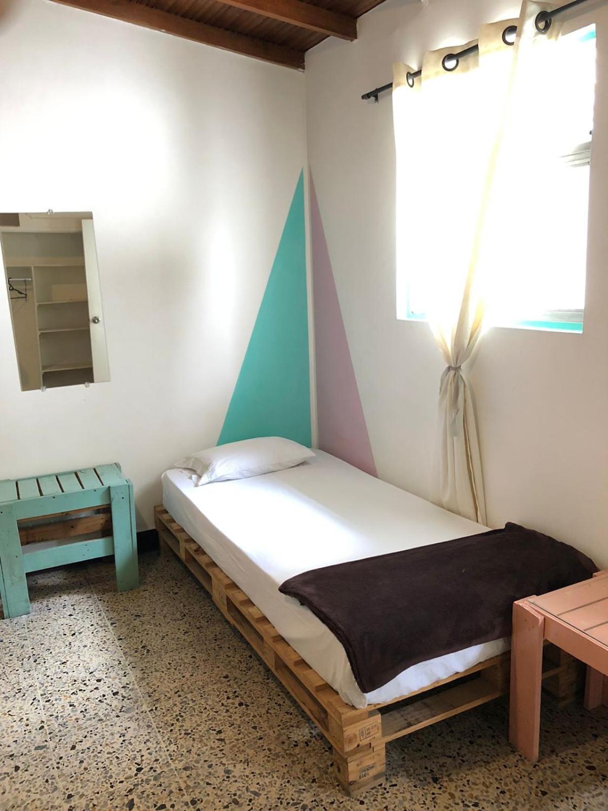 Hostal Rich Medellin Ngoại thất bức ảnh
