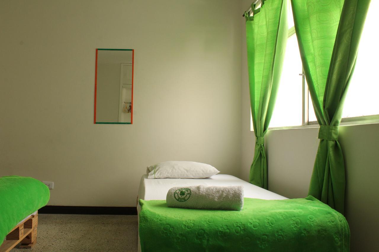 Hostal Rich Medellin Ngoại thất bức ảnh
